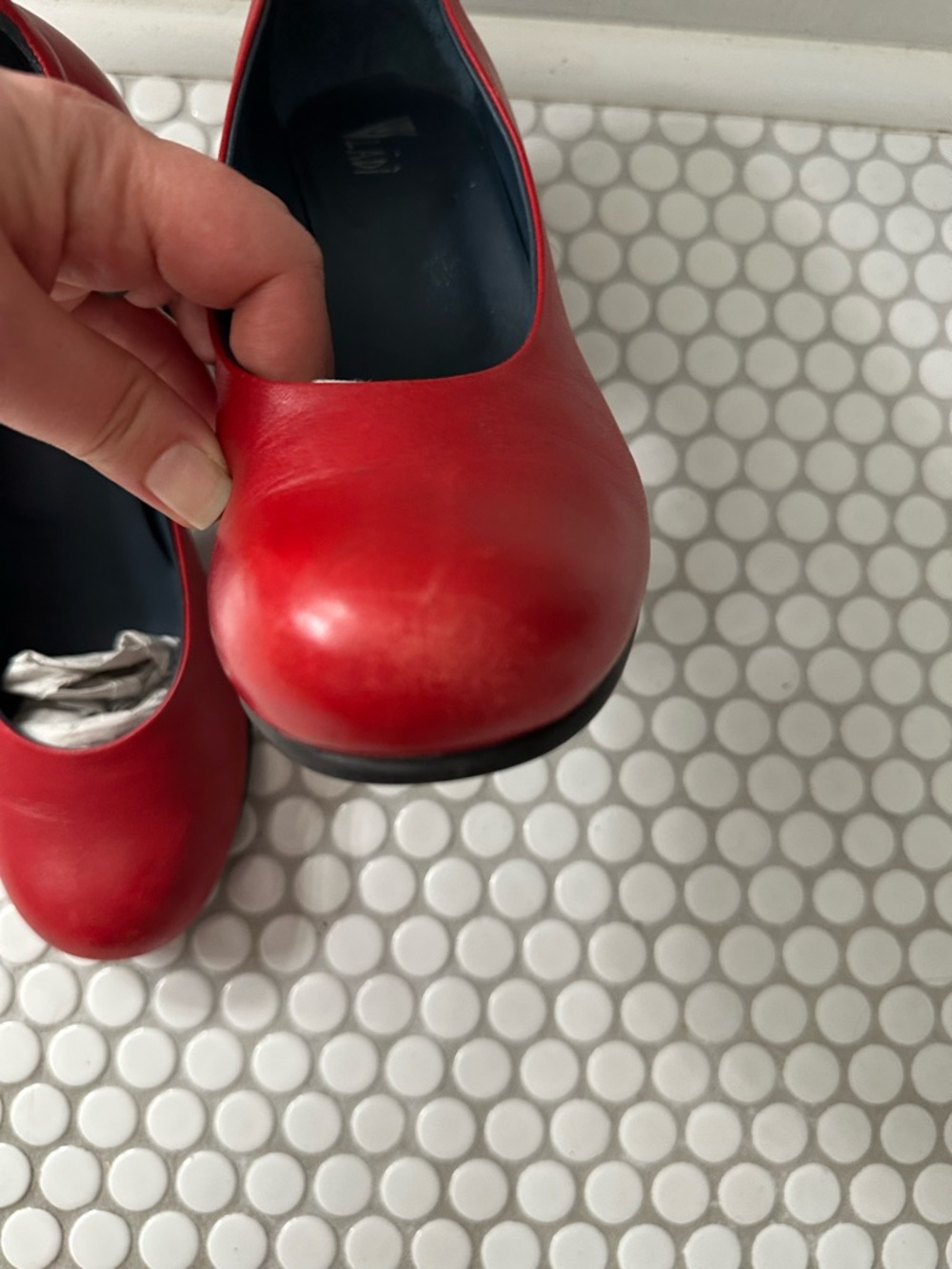 Italian Red Women's Round-Toe Heels 👠 - Picture 5 of 8